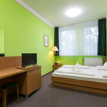Alfoeld Gyoengye 3* Orosháza